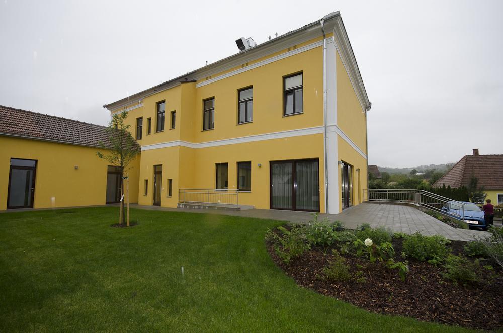 Papperl A' Pub Hotel Schonberg am Kamp ภายนอก รูปภาพ